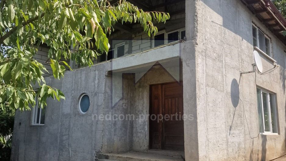 Vanzare Vila S+P+1E+Pod - Adunatii Copaceni - Poză 2