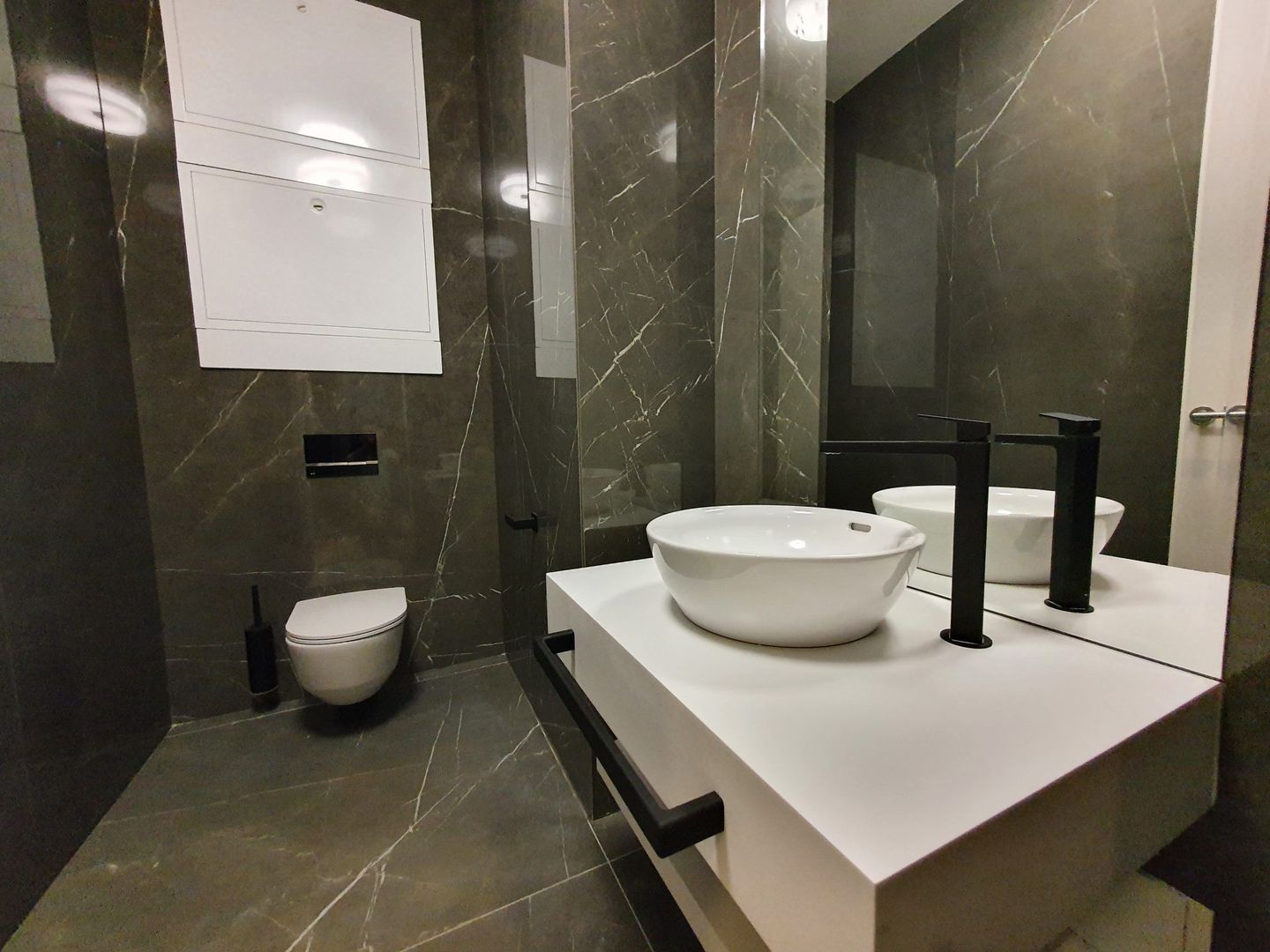 Inchiriere Apartament 3 camere Exclusive lifestyle in One Rahmaninov - Poză 21
