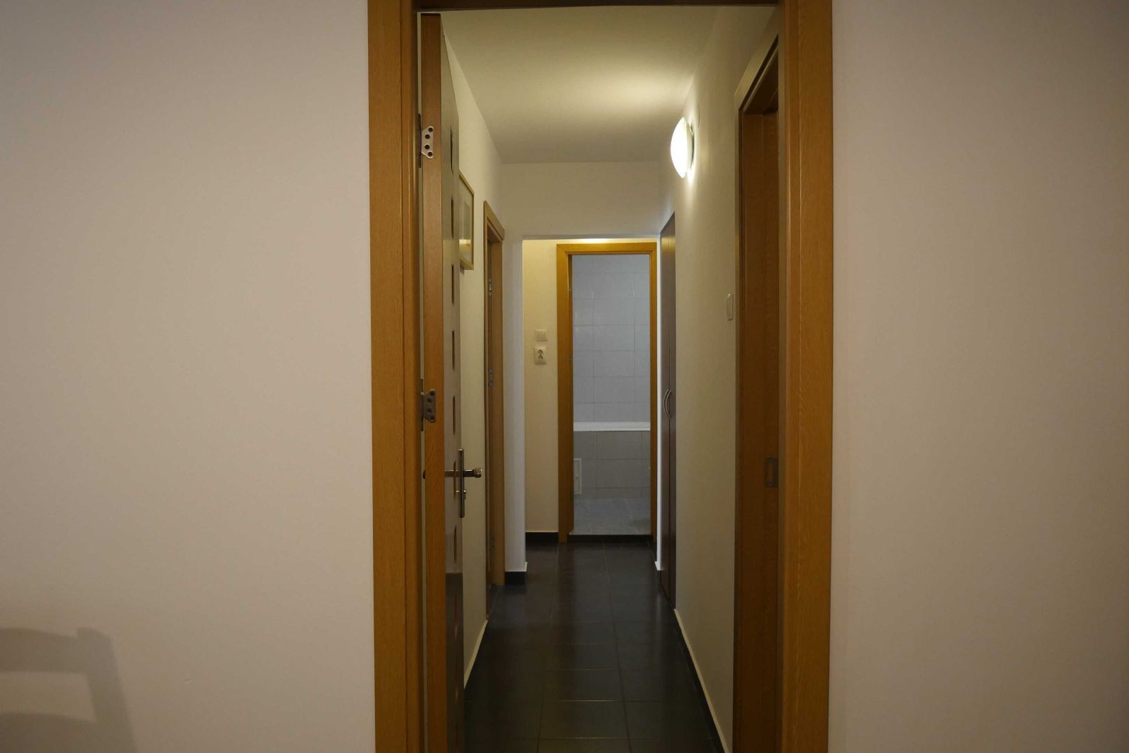 Apartament 3 camere Lacul Morii 4/8 - Poză 3