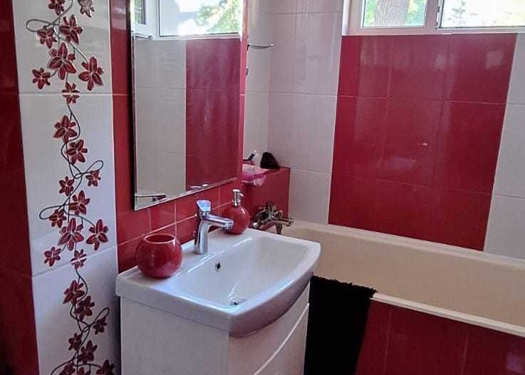 Apartament cu 2 camere, 420 euro Podu Ros - Poză 6