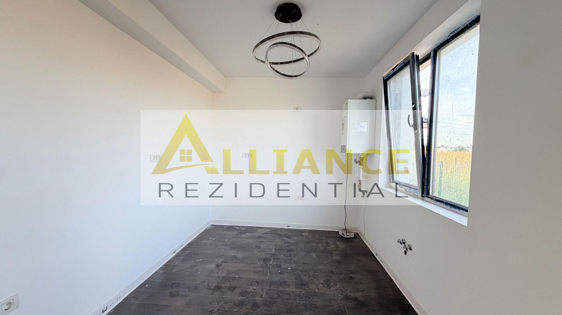 Casa 4 camere Comuna Berceni, teren 350 mp, incalzire in pardoseala! - Poză 9