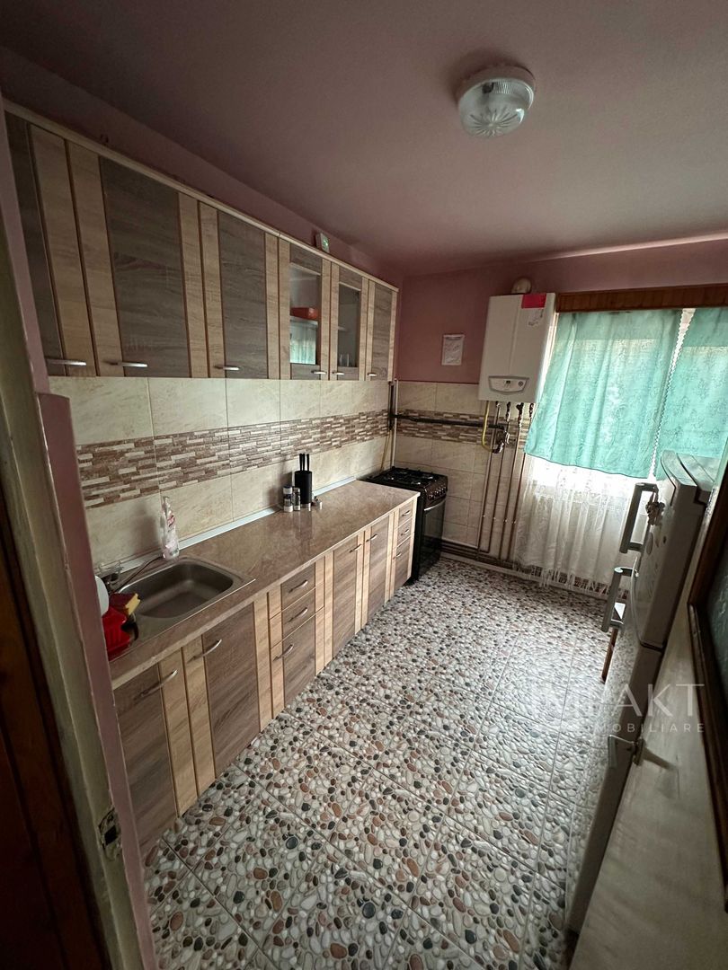 Apartament de vanzare cu 3 camere decomandate, cartier Manastur! - Poză 8