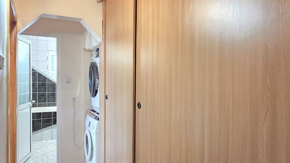 Apartament cu 3 camere, mobilat și utilat, etaj 3, VASLUI zona CARTIER; - Poză 9