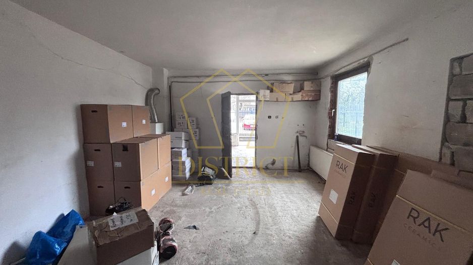 Casa pretabila activitati comerciale, posibilitate mansardare | Ronat - Poză 2