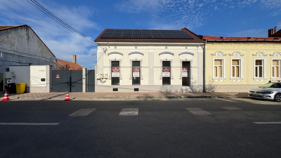 Spatiu comercial sau pentru birouri 150mp utili central, spre piata - Poză 2