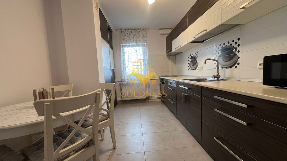 4 camere decomandate, Titulescu, Parcare, Gheorgheni, FSPAC,The Office - Poză 1