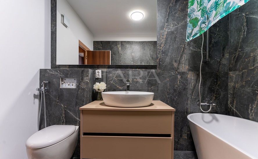 Apartament elegant Iulius Mall, ultrafinisat, mobilat. - Poză 9