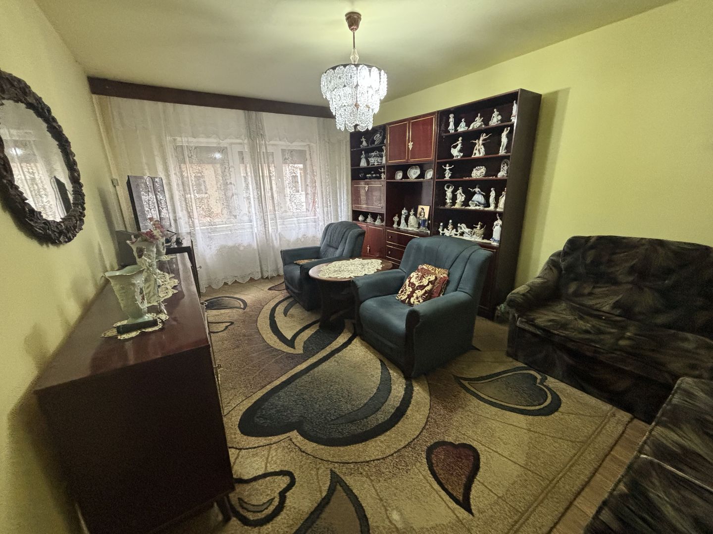 Decomandat in zona Soarelui - Poză 2