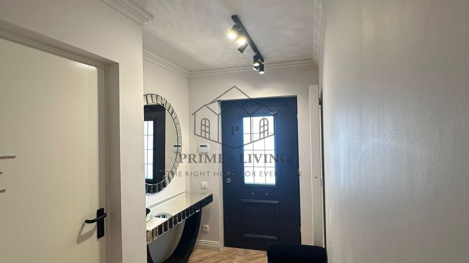 VILA SPATIOASA CU 4 CAMERE LA INCHIRIERE IN COMPLEX REZIDENTIAL - Poză 6