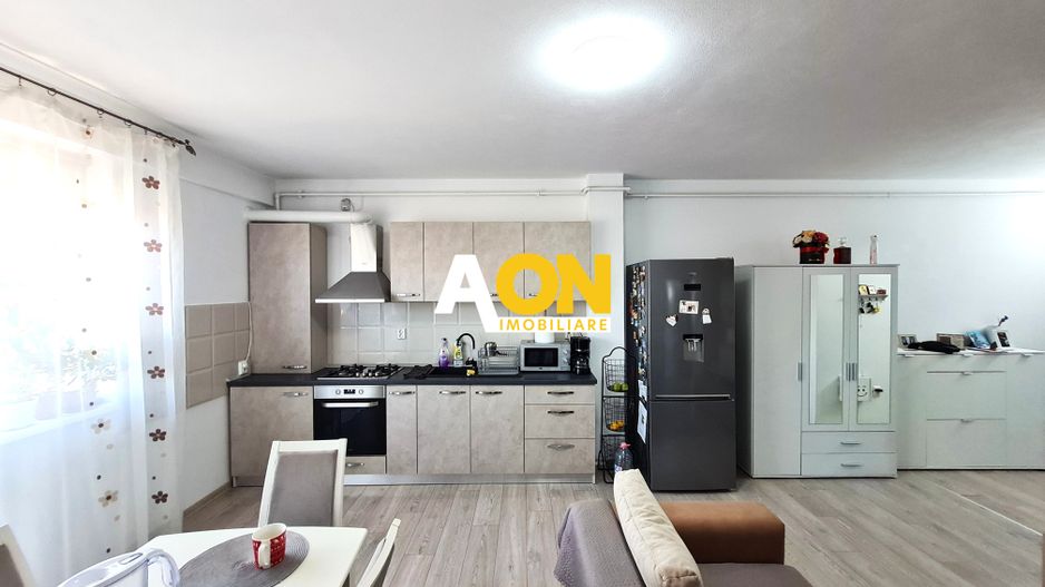 Apartament 3 Camere, 72 mp, Decomandat, Etaj 3, Zona Ampoi 3 - Poză 3