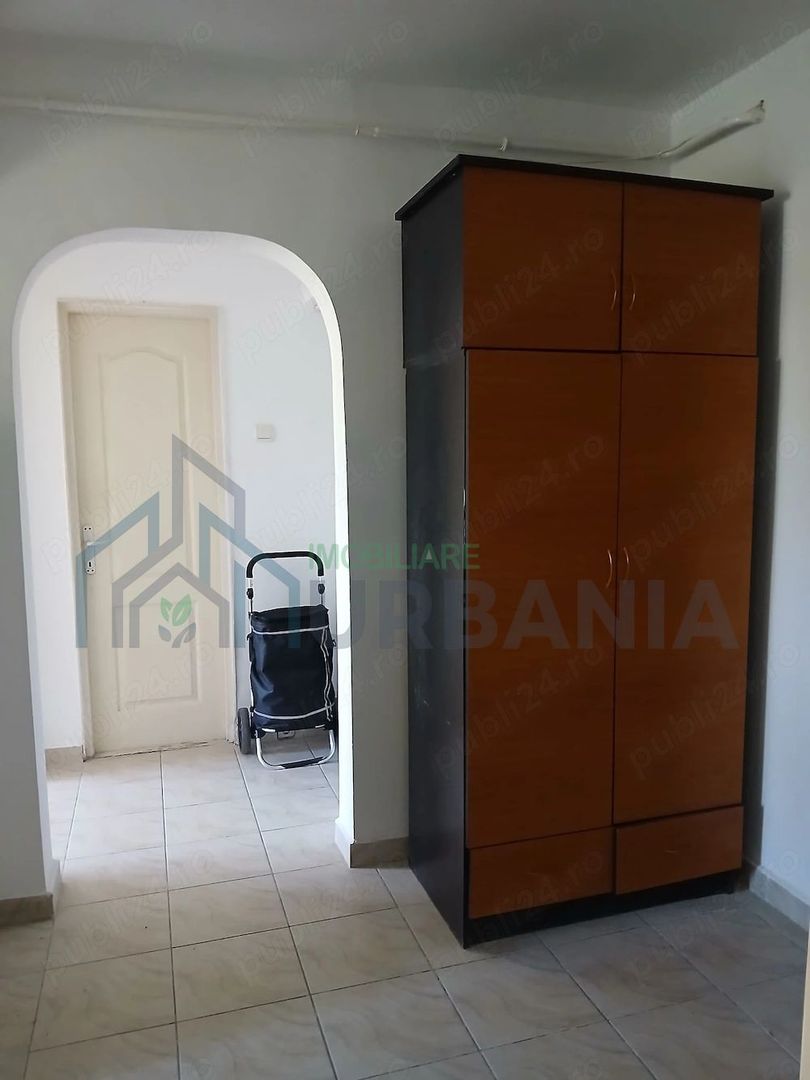 Închiriere apartament 2 camere, zona Podu Roș - Poză 9