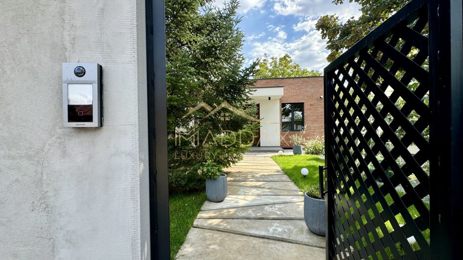 Vila cu 5 camere // * 565 mp gradina* // Tunari - Poză 92