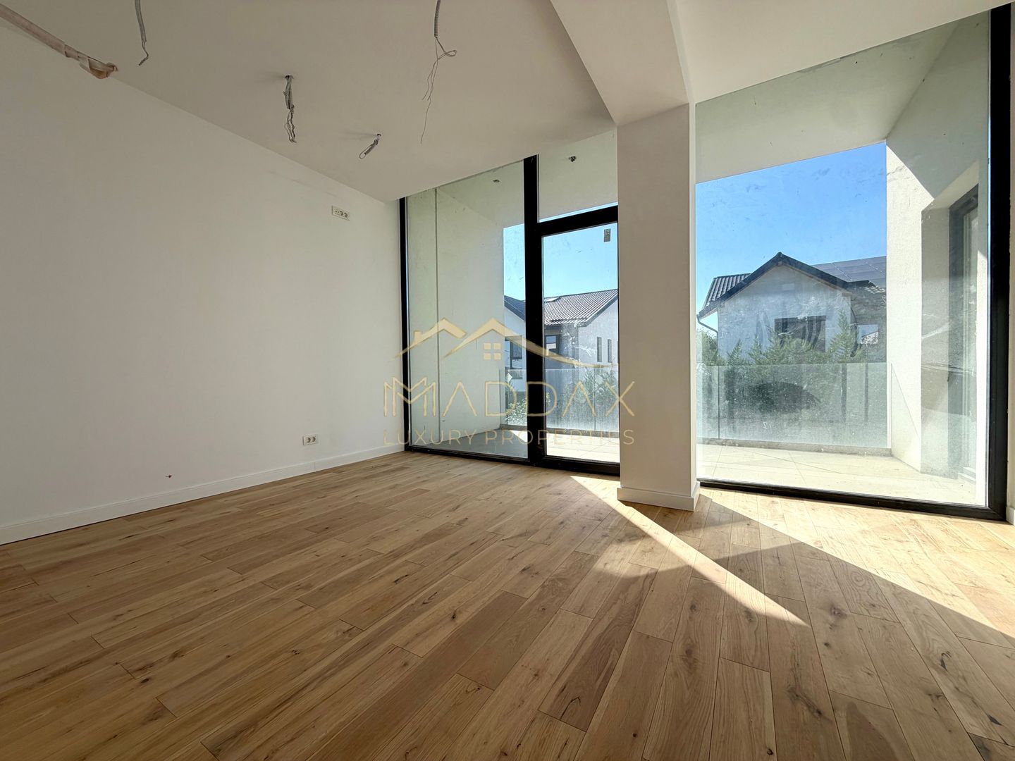 Vila Mediteraneana P+1E // 5 camere / 136 mp utili /garaj / Tunari - Poză 50