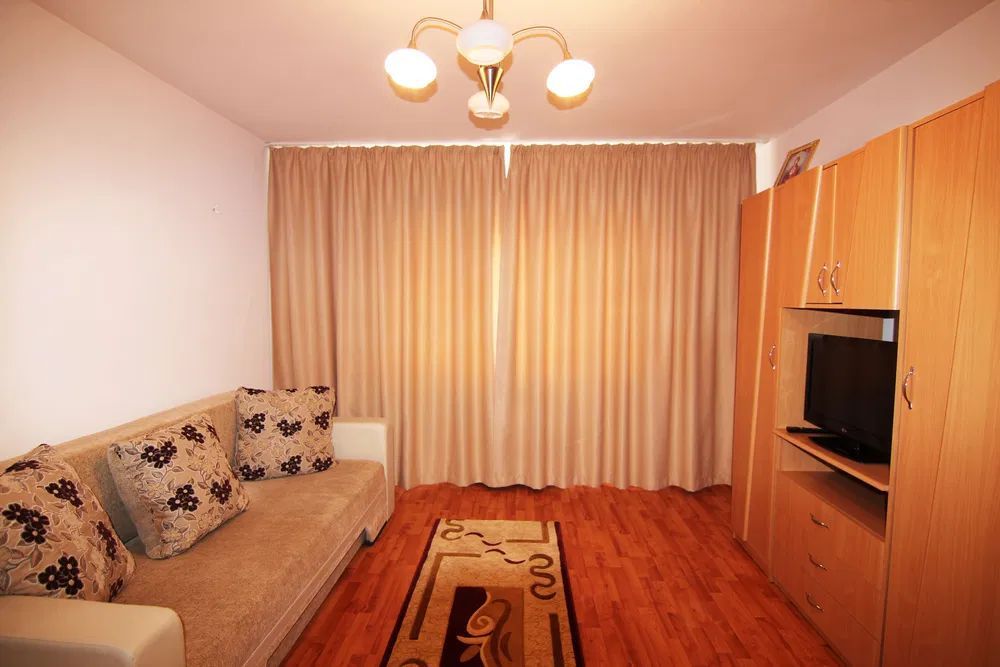 APARTAMENT METROU BASARAB - Poză 2