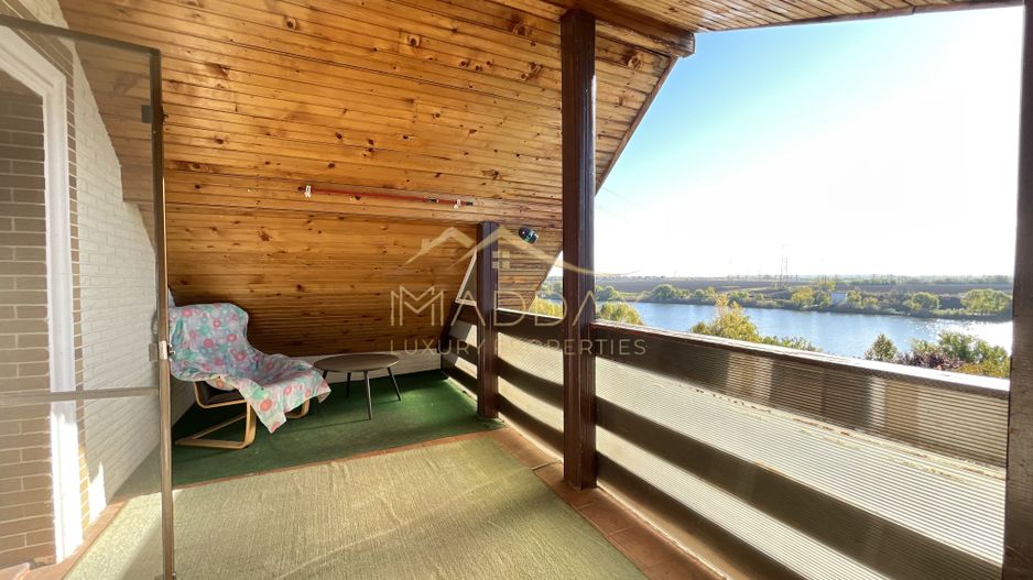Vila 7 camere**Lake view**Ponton privat**Piscina**Teren 933 MP//Balotesti - Poză 34
