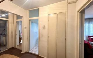 Apartament 2 camere decomandat, etaj 2, str Aurel Vlaicu - Poză 3