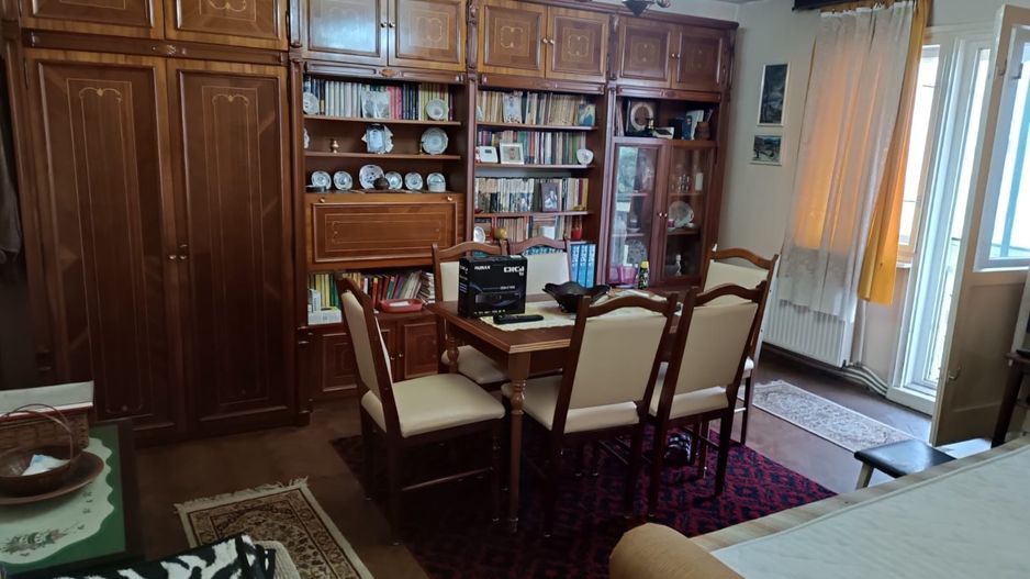 Apartament 3 camere - Poză 1