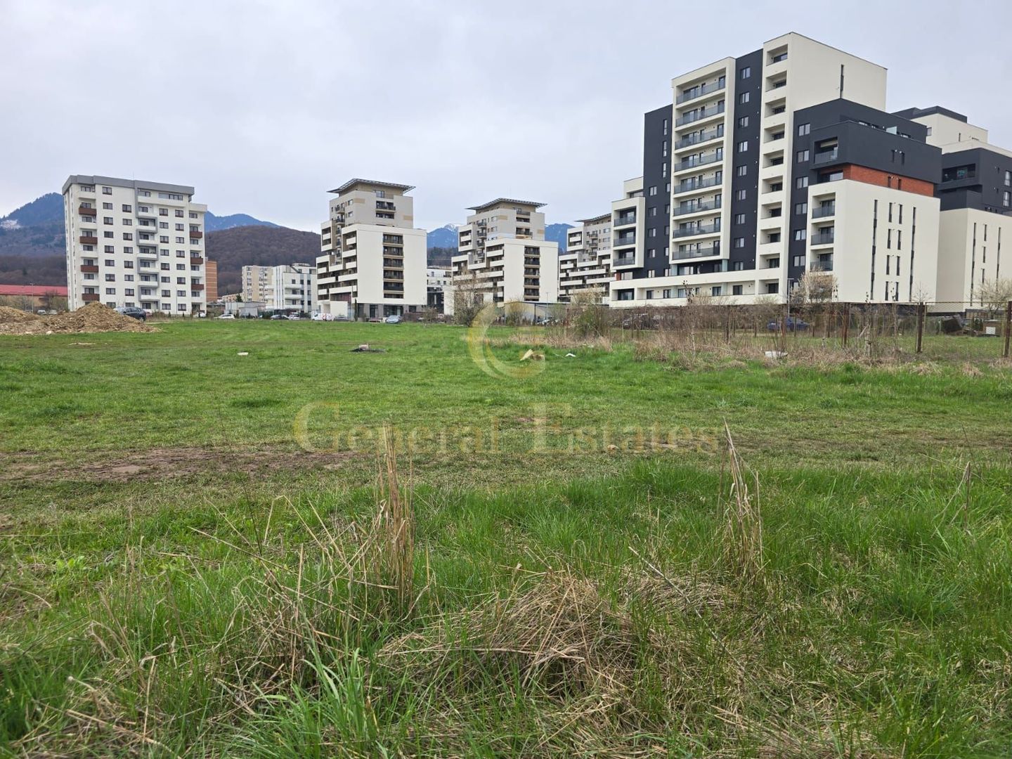 Teren  de vânzare în Brașov, zona Noua – 900 mp - Poză 3