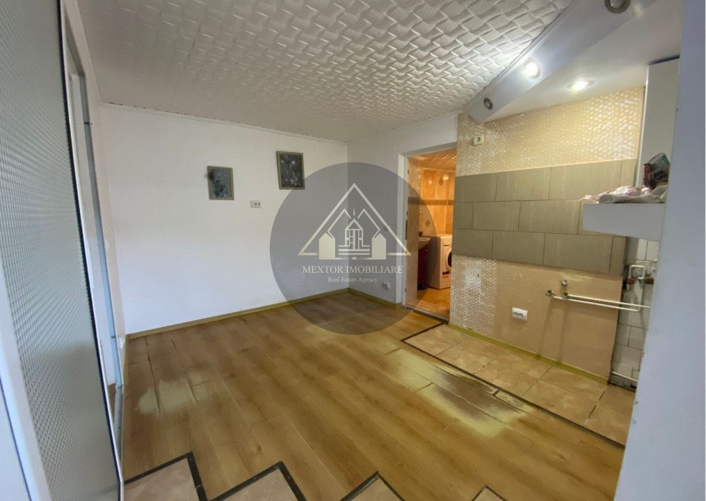 Casă cu 5 camere, Medias - Poză 12