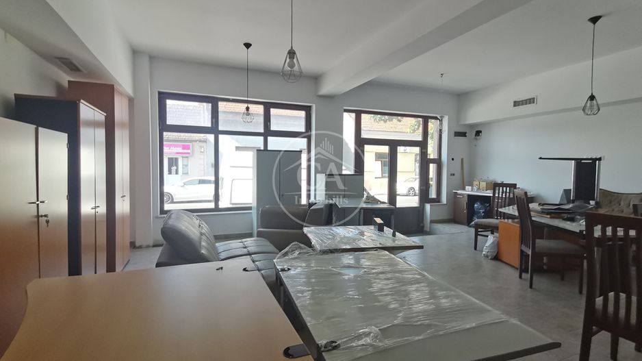 Casa de închiriat cu 7 camere în zona Dimitrie Cantemir, Oradea - Poză 5