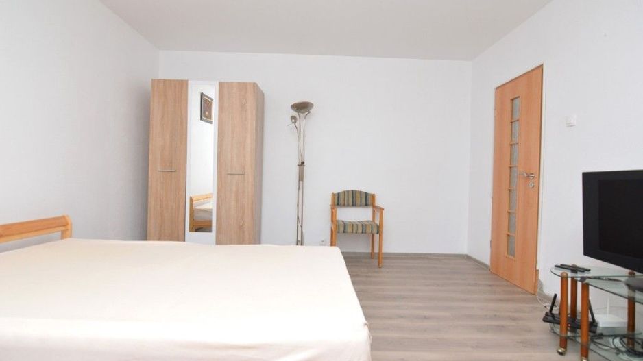 2 camere decomandat si renovat zona VITAN - Poză 11