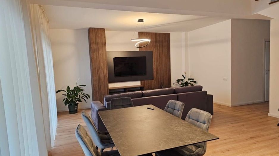 Casa de vanzare cartier rezidential - Calea Campulung - Poză 1