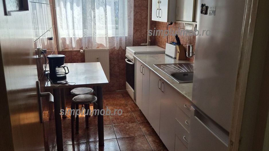 Decomandat 2 Camere Etaj Intermediar Bloc Anvelopat - Poză 5