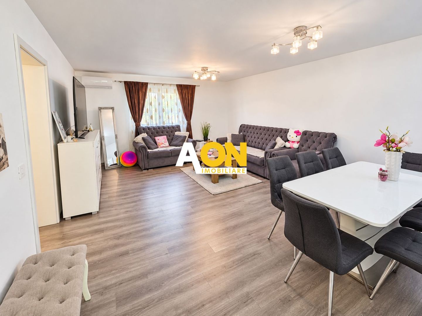 Casa noua, 4 camere, 2 bai, garaj, 416 mp teren, Cetate - Poză 5