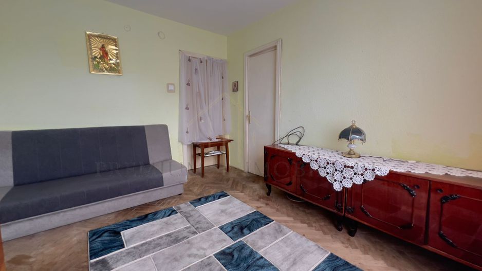 Apartament decomandat cu 2 camere zona centrala - Poză 2
