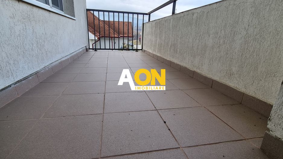 De vanzare casa 3 camere, 802mp teren, Cetate - Poză 18