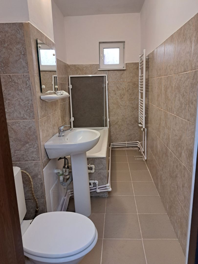 Apartament 4 cam dec Port, et 4/5,St 100mp,3 balcoane - Poză 3