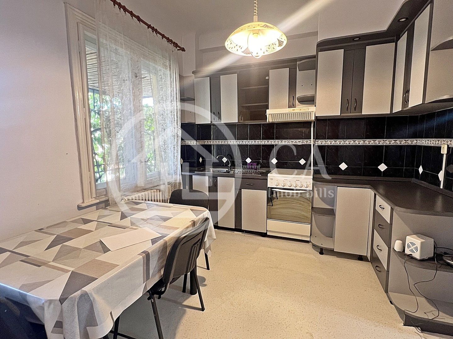 Apartamet cu 3 camere de vanzare langa parcul Balcescu, Oradea - Poză 8