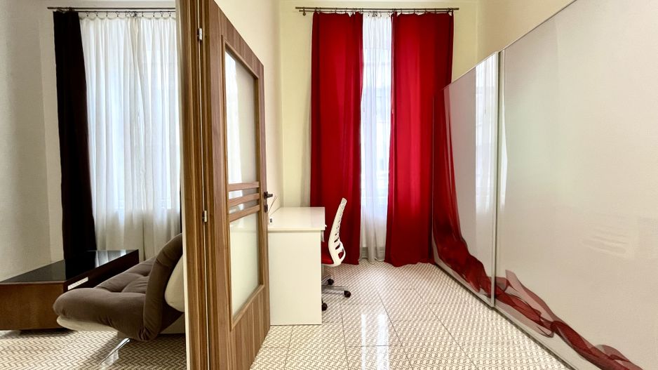 Un colț de istorie cu confort modern, zona Central- Piața Libertății - Poză 16