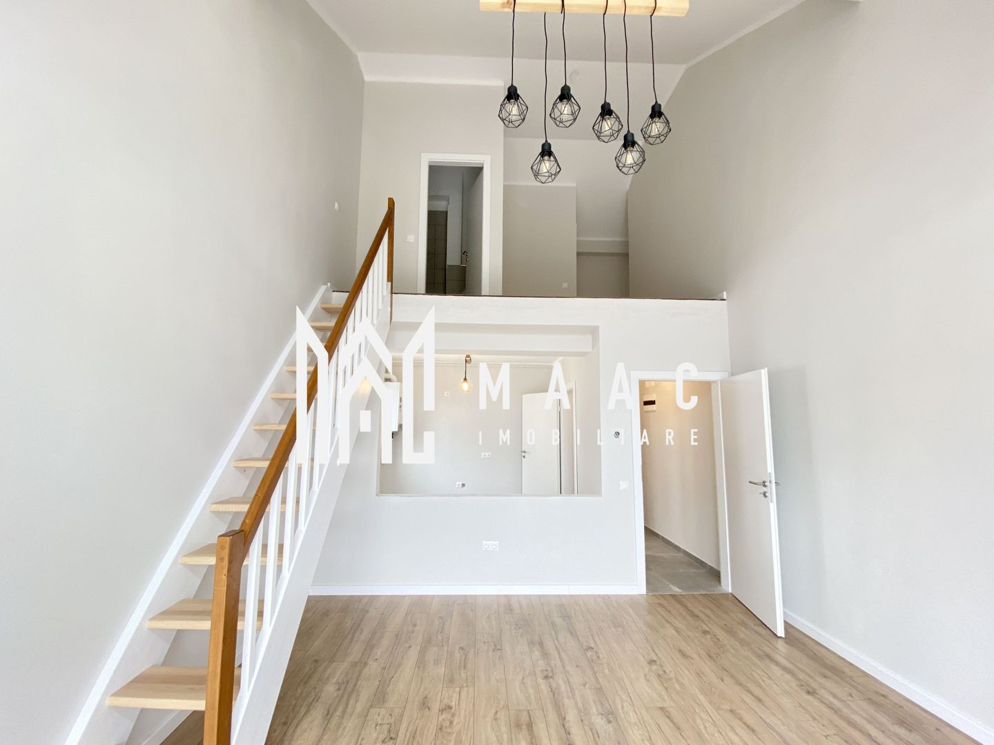 Penthouse pe 2 niveluri - FINISAT LA CHEIE - intabulat I Comision 0% - Poză 1