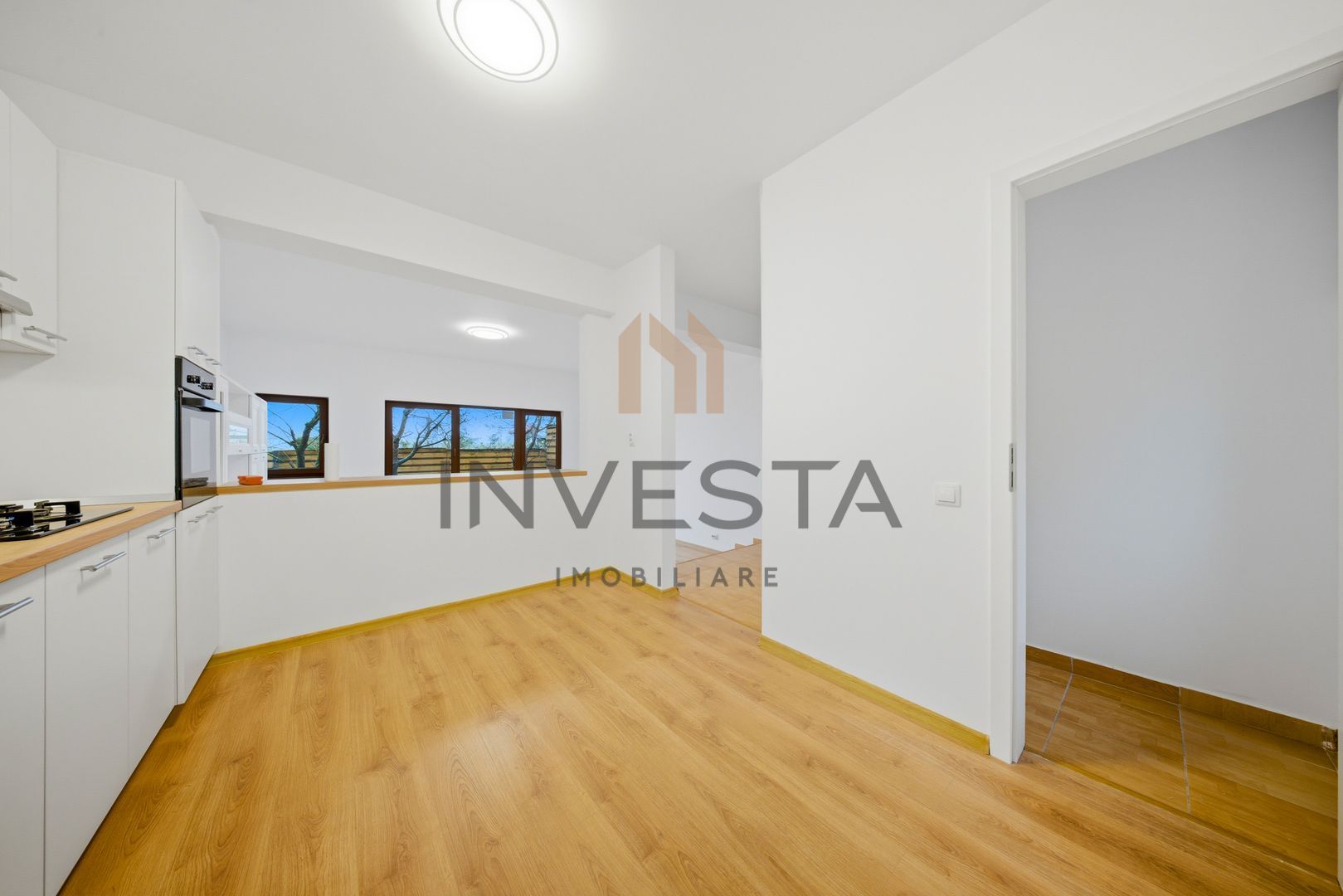 Apartament 3 camere cu gradina proprie si parcare, Grand Hotel Italia - Poză 4