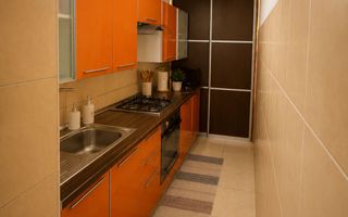Casa cu 4 camere in localitatea Cheresig - Poză 9