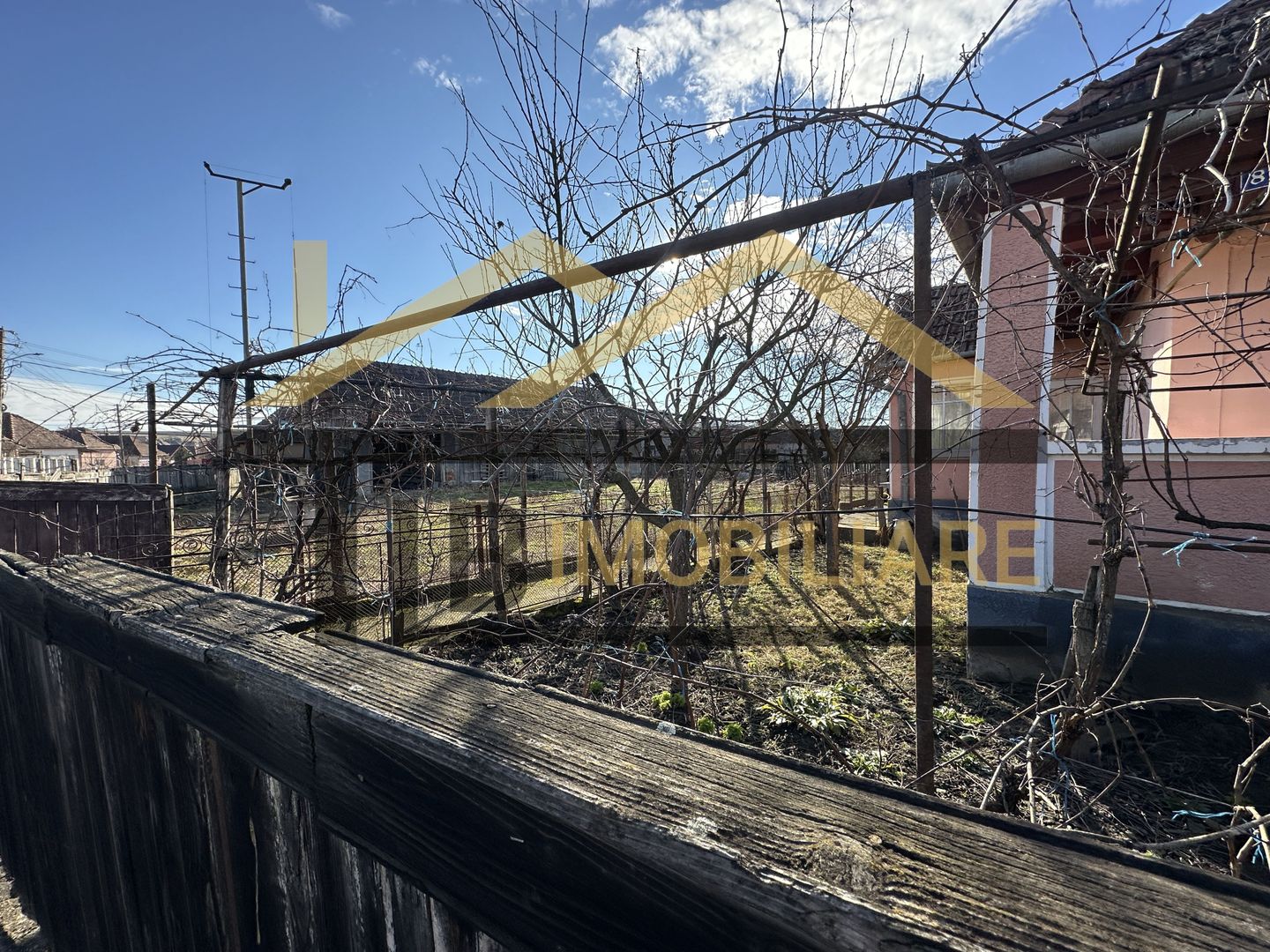 Casa de vanzare 4 camere, 2240mp teren, Zona Raciu - Poză 11