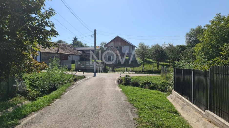Casa individuala - 684 mp teren, Marpod - Poză 4