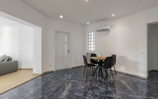 De vanzare apartament stradal Bd. Magheru - Poză 1