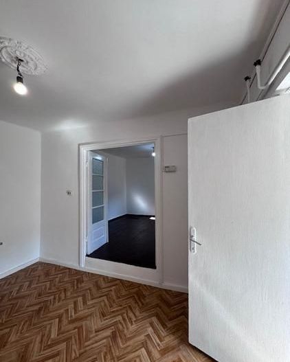 Casa individuala de vanzare zona Vatra Luminoasa - Poză 1