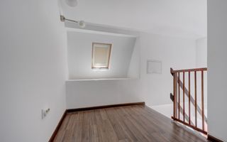 VILĂ CU PERSONALITATE ȘI ISTORIE Ploiești – Strada Sighet nr. 6 - Poză 2