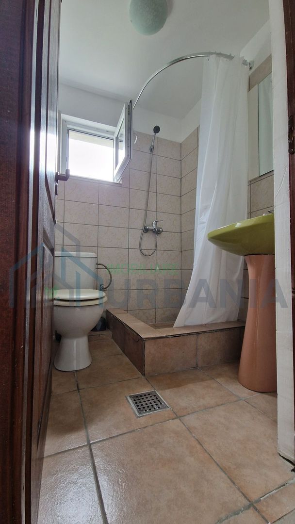 Spațiu comercial ultracentral – 185 mp – etaj 1 – 2.000 € - Poză 2