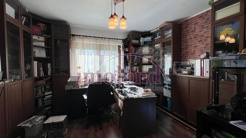 Casa cu garaj si curte - Balotesti - Poză 7