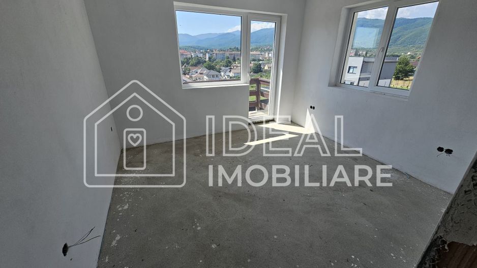 Casa cu 5 camere si vedere panoramica, in Cisnadie - Poză 5