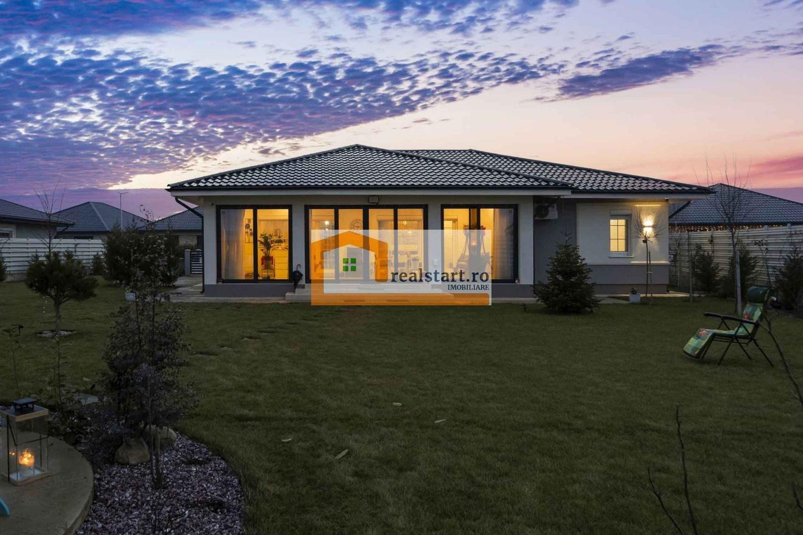 Langa Padure, Vila P+Pod , 1500mp teren,  terasa 40mp,  complex securizat - Poză 38