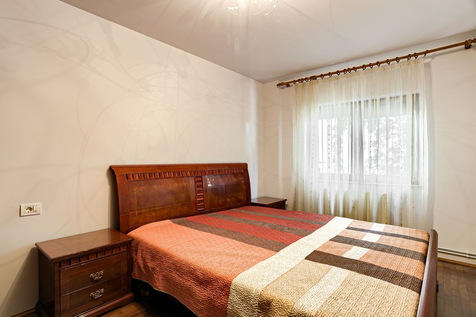 Apartament clasic cu 2 camere in Micalaca - Poză 6