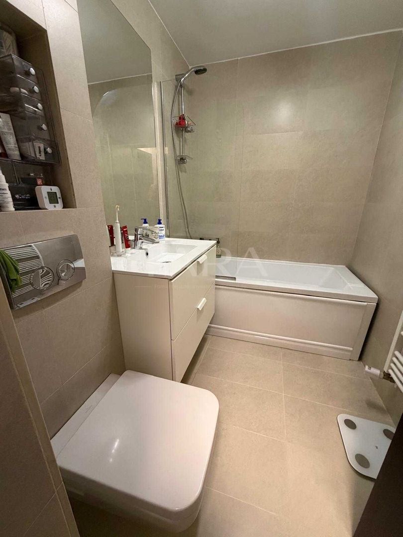 Apartament cu 3 camere decomandate, 65 mp, boxă, parter înalt. - Poză 6