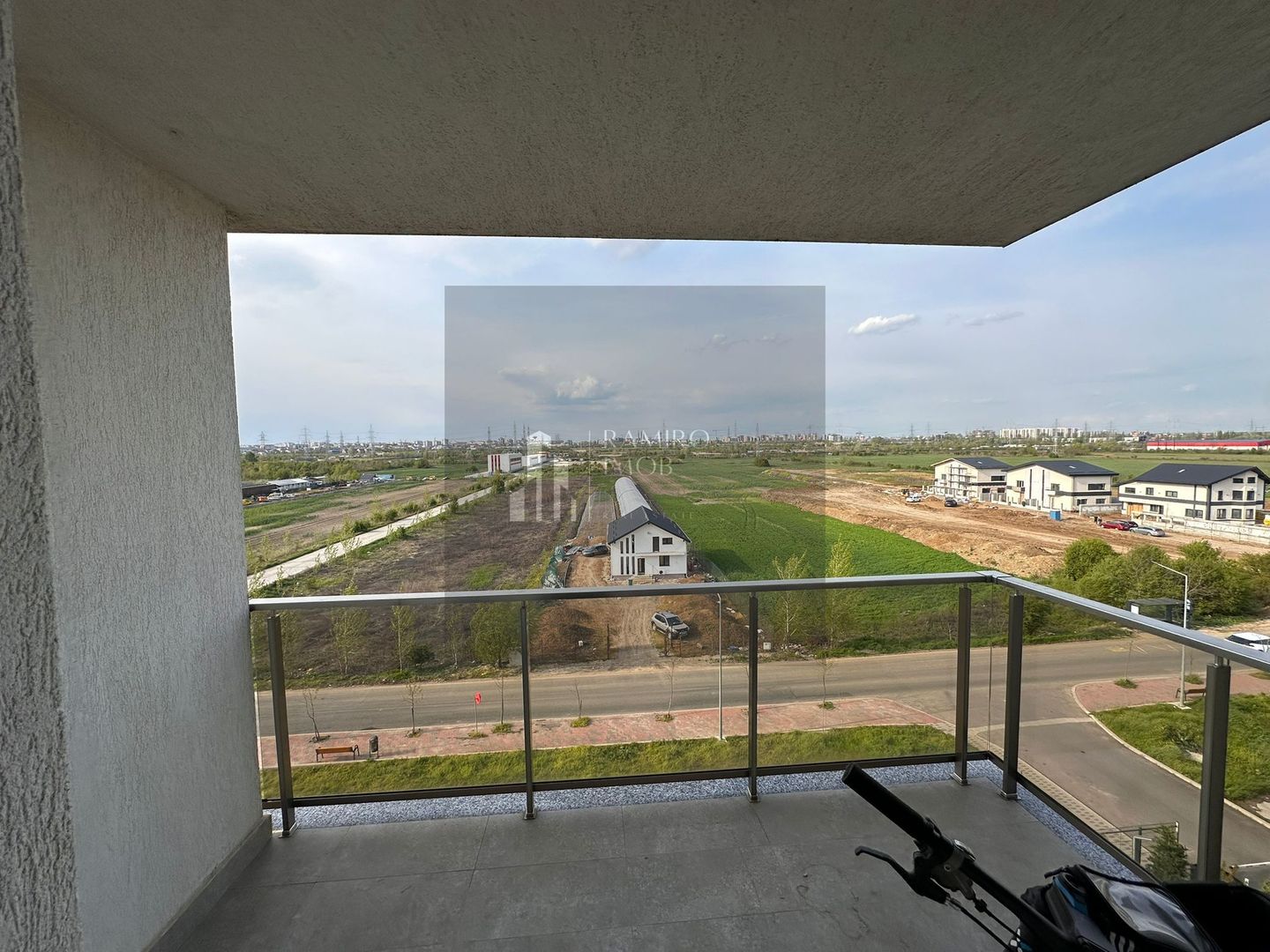 Apartament 2 camere  decomandat 67mp bloc nou Hills Splai - Poză 14