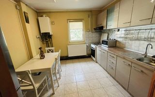 Apartament 3 camere  Complexul Studentesc - Poză 2