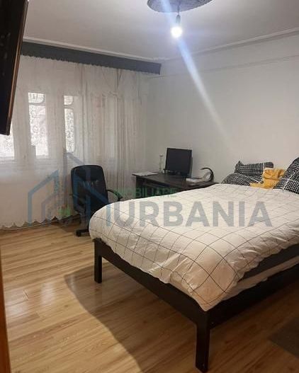 Vanzare apartament decomandat, 3 camere, zona Dacia - Poză 1
